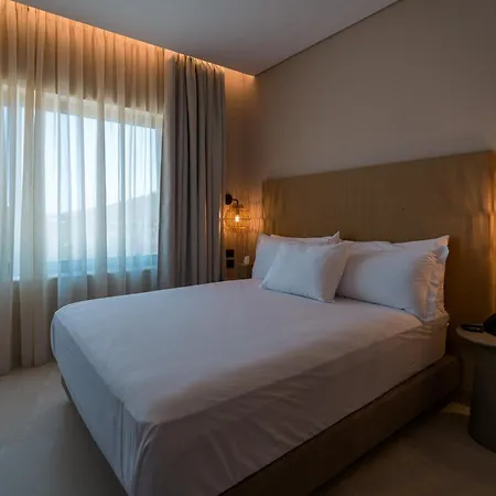 Resort Heromylos And Agii Apostoli