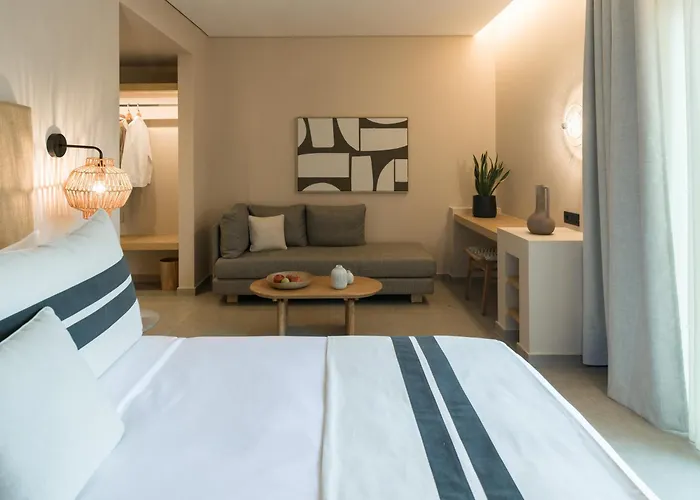 Heromylos And Курортный комплекс Айи-Апостоли